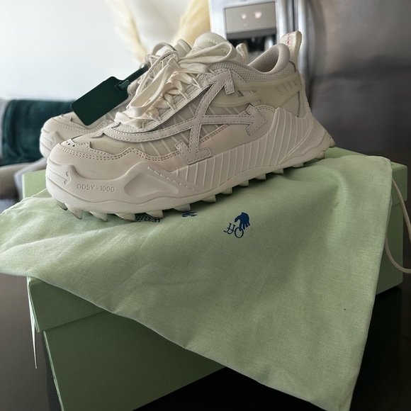 Off-White Shoes - Off White c/o Virgil Abloh